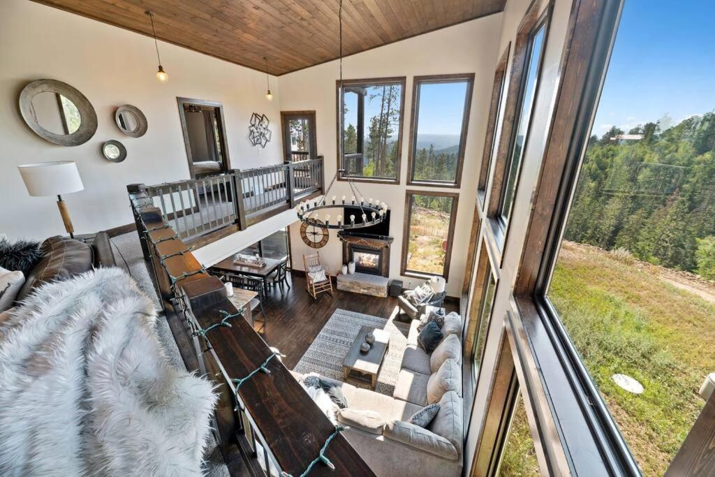 Altitude Adjustment- Panoramic Views, Sleeps 12 Villa Lead Buitenkant foto